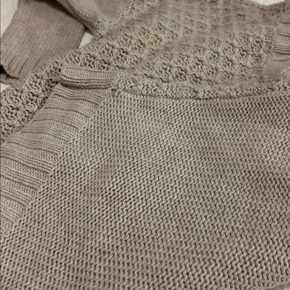 American Eagle Outfitters Taupe Knit Sweater - Size S - Picture 8 of 11